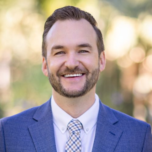 Kyle Holmes Headshot